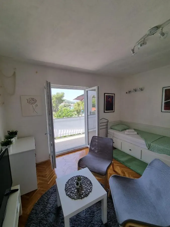 Apartment Mastrinka By The Sea -10M Trogir 0*,  Horvátország