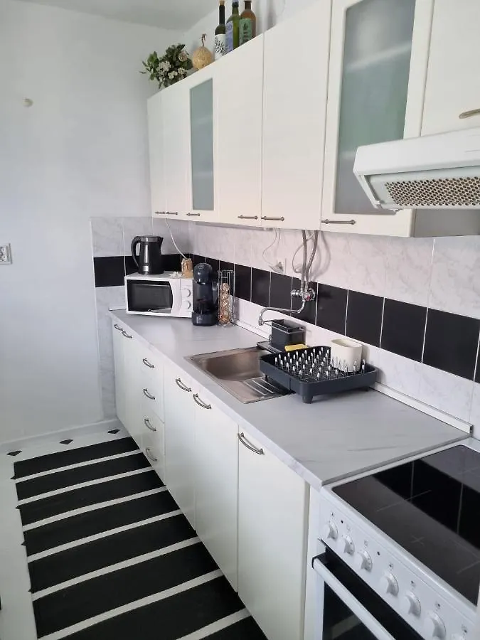 Apartment Mastrinka By The Sea -10M Trogir